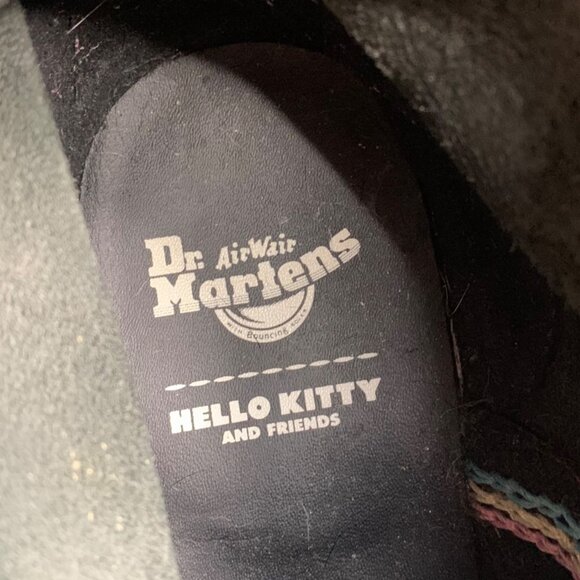 Dr Martens LIMITED EDITION Jadon Hello Kitty 60th Anniversary Womens SZ 7 - Picture 8 of 10